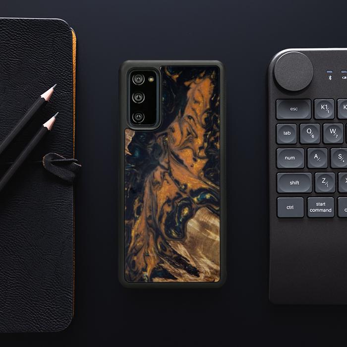 Samsung Galaxy S20 FE Handyhülle aus Harz und Holz - Synergy#162