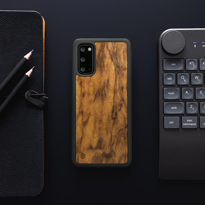 Samsung Galaxy S20 Handyhülle aus Holz - Imbuia