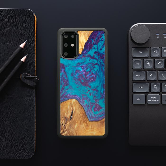 Samsung Galaxy S20 Plus Handyhülle aus Harz und Holz - SYNERGY#B25