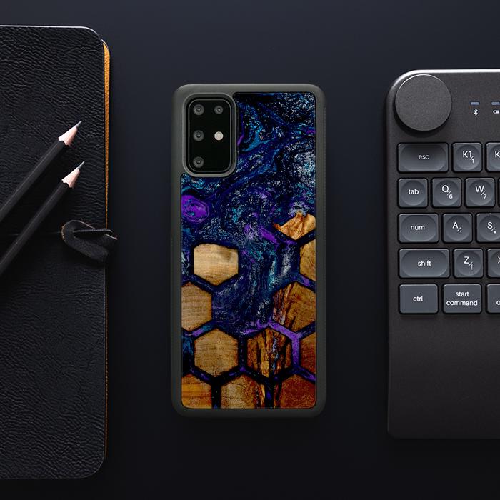 Samsung Galaxy S20 Plus Handyhülle aus Harz und Holz - Synergy#D105