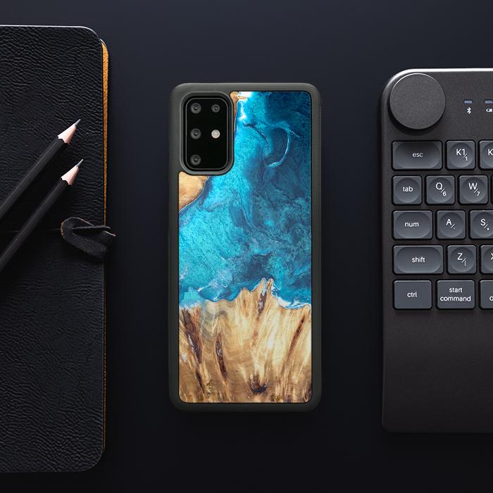 Samsung Galaxy S20 Plus Handyhülle aus Harz und Holz - Synergy#D115
