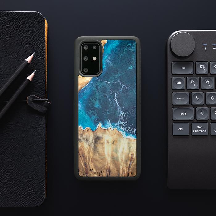Samsung Galaxy S20 Plus Handyhülle aus Harz und Holz - Synergy#D116