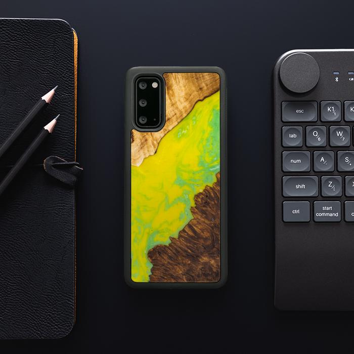 Samsung Galaxy S20 Handyhülle aus Harz und Holz - SYNERGY#A12
