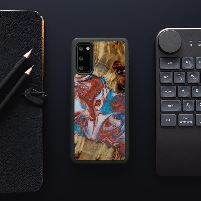 Samsung Galaxy S20 Handyhülle aus Harz und Holz - Synergy#D103