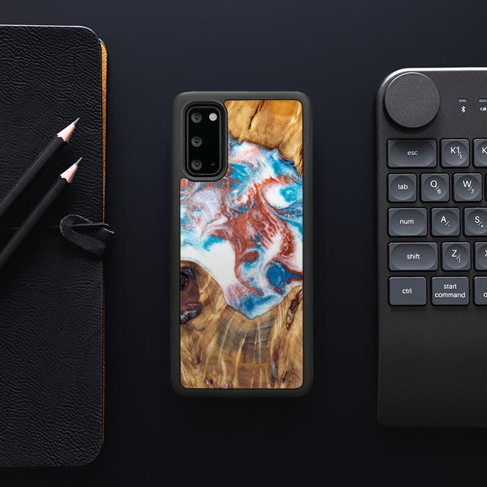 Samsung Galaxy S20 Handyhülle aus Harz und Holz - Synergy#D125