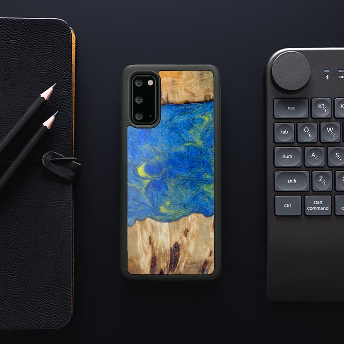 Samsung Galaxy S20 Handyhülle aus Harz und Holz - Synergy#D131
