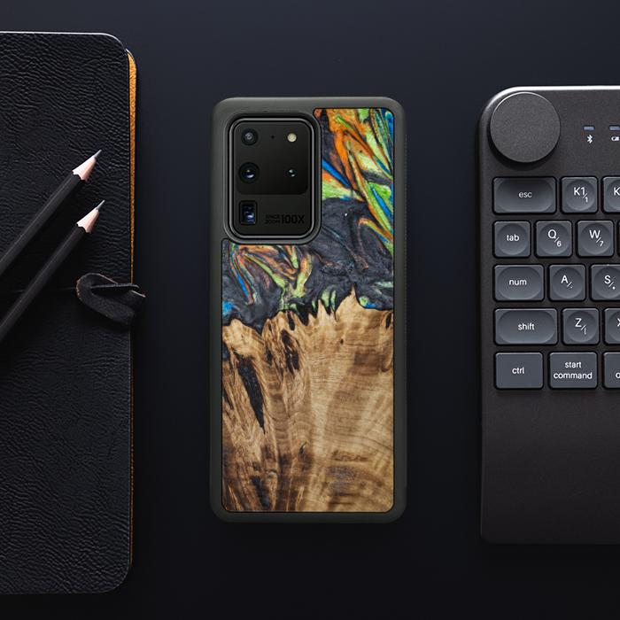 Samsung Galaxy S20 Ultra Handyhülle aus Harz und Holz - SYNERGY#C22