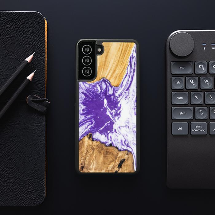 Samsung Galaxy S21 FE Handyhülle aus Harz und Holz - SYNERGY#A79
