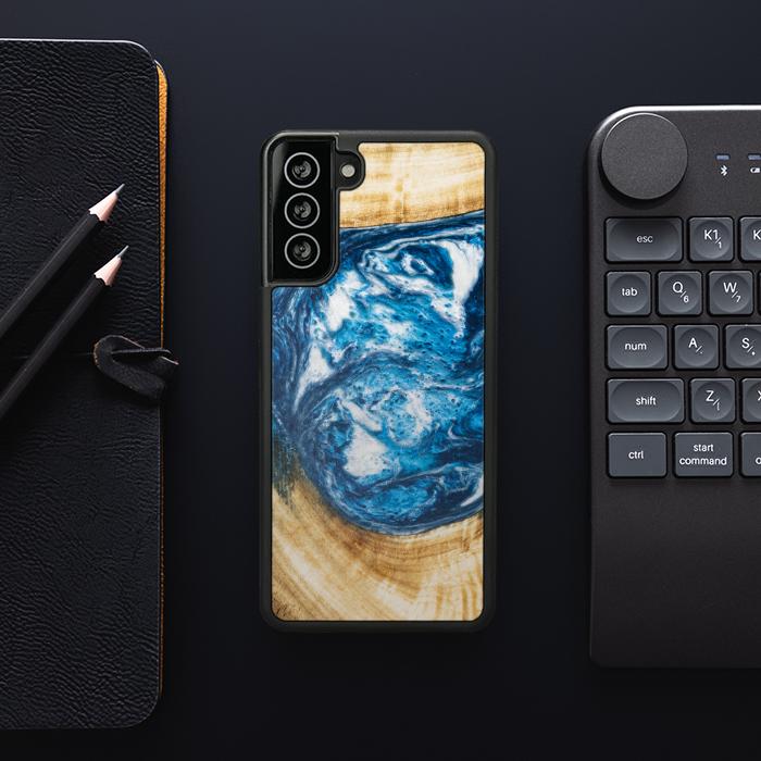 Samsung Galaxy S21 Plus Handyhülle aus Harz und Holz - SYNERGY#350