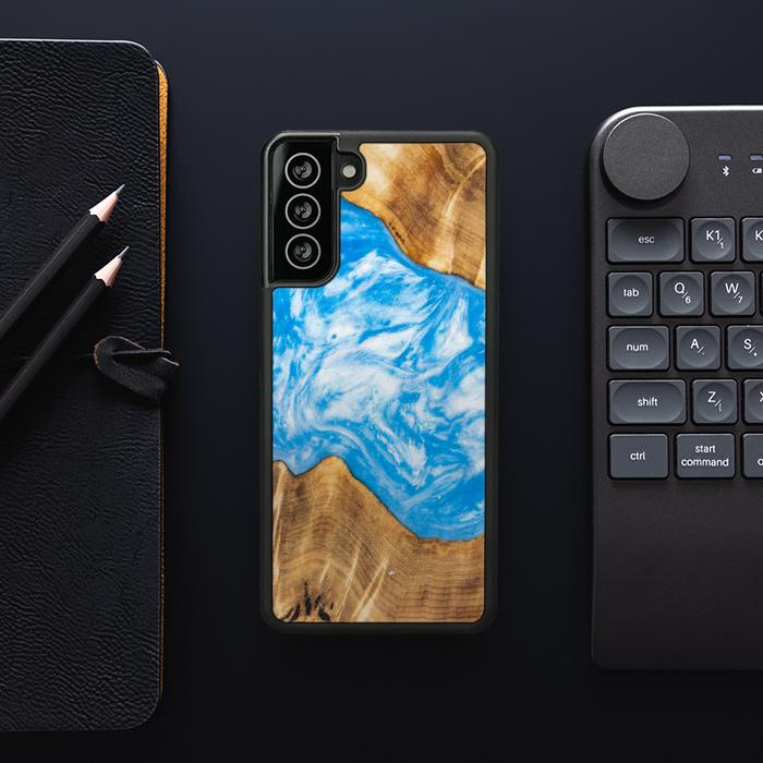 Samsung Galaxy S21 Plus Handyhülle aus Harz und Holz - SYNERGY#A28