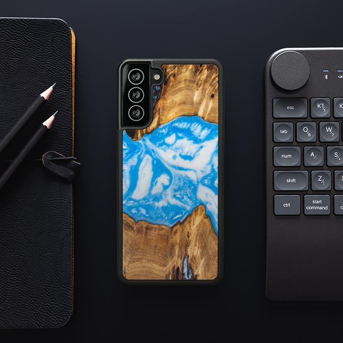 Samsung Galaxy S21 Plus Handyhülle aus Harz und Holz - SYNERGY#A29