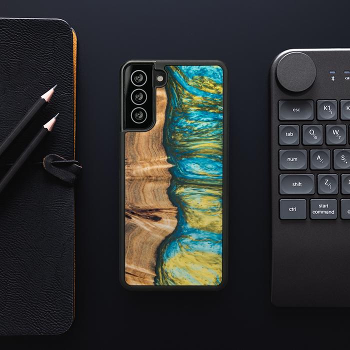 Samsung Galaxy S21 Plus Handyhülle aus Harz und Holz - SYNERGY#A76