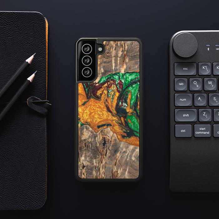 Samsung Galaxy S21 Plus Handyhülle aus Harz und Holz - SYNERGY#B06