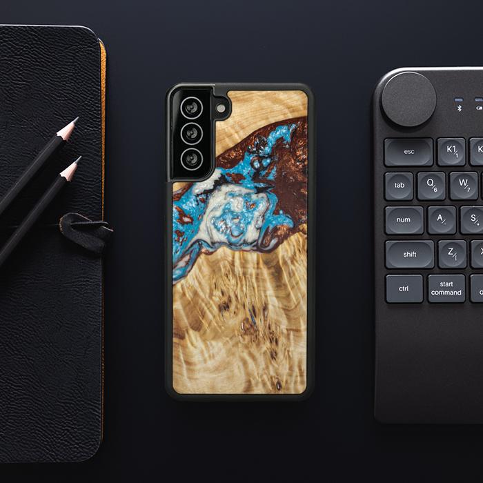 Samsung Galaxy S21 Plus Handyhülle aus Harz und Holz - SYNERGY#B12