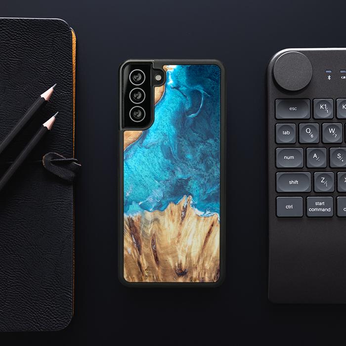 Samsung Galaxy S21 Plus Handyhülle aus Harz und Holz - Synergy#D115
