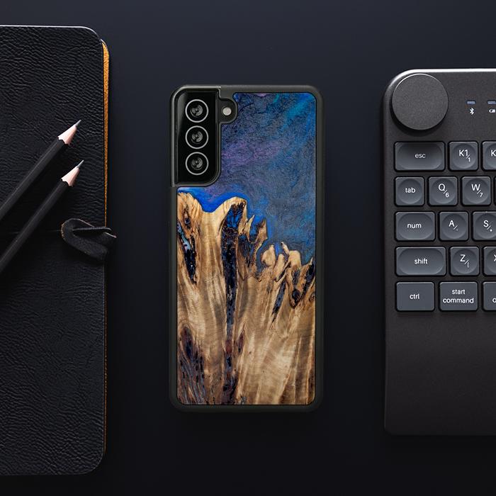 Samsung Galaxy S21 Plus Handyhülle aus Harz und Holz - Synergy#D120