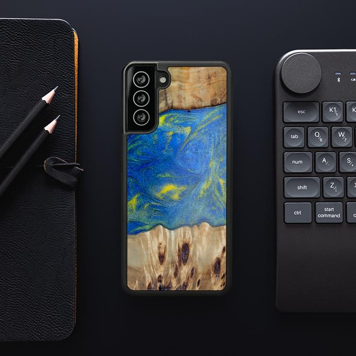 Samsung Galaxy S21 Plus Handyhülle aus Harz und Holz - Synergy#D128