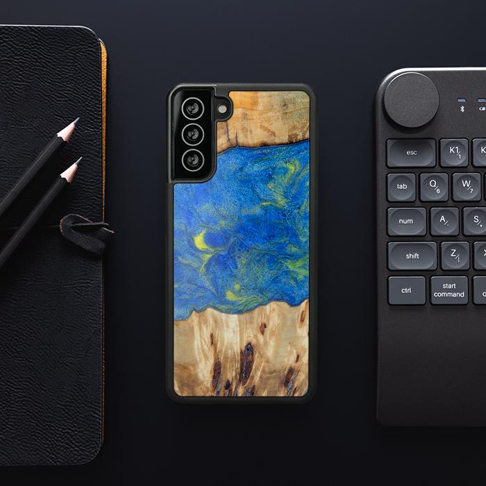 Samsung Galaxy S21 Plus Handyhülle aus Harz und Holz - Synergy#D131