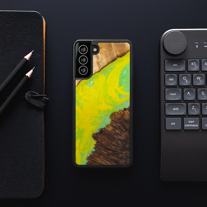 Samsung Galaxy S21 Handyhülle aus Harz und Holz - SYNERGY#A15