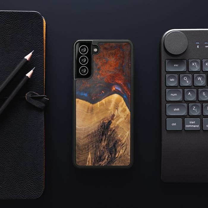 Samsung Galaxy S21 Handyhülle aus Harz und Holz - SYNERGY#A21