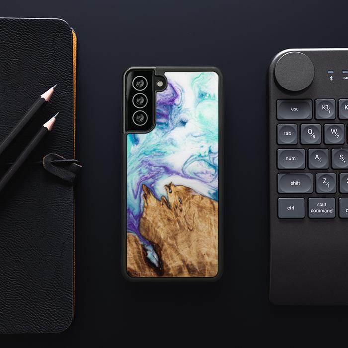 Samsung Galaxy S21 Handyhülle aus Harz und Holz - SYNERGY#C17