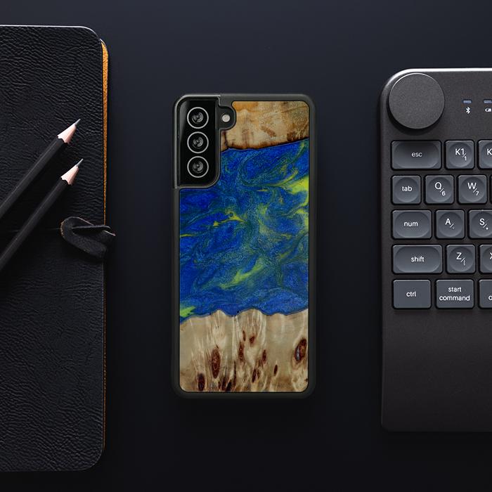 Samsung Galaxy S21 Handyhülle aus Harz und Holz - Synergy#D102