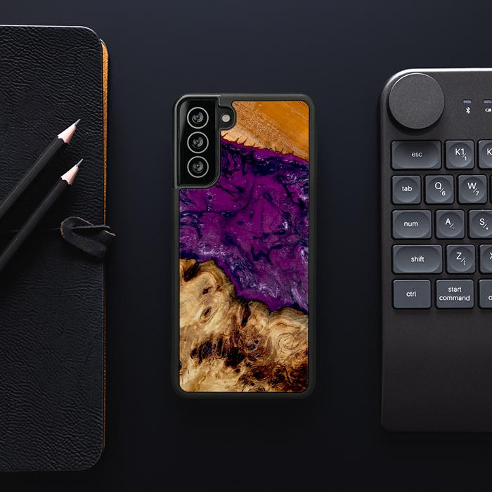 Samsung Galaxy S21 Handyhülle aus Harz und Holz - Synergy#D130