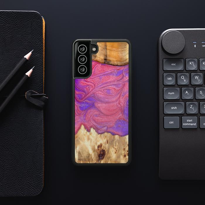 Samsung Galaxy S21 Handyhülle aus Harz und Holz - Synergy#D136