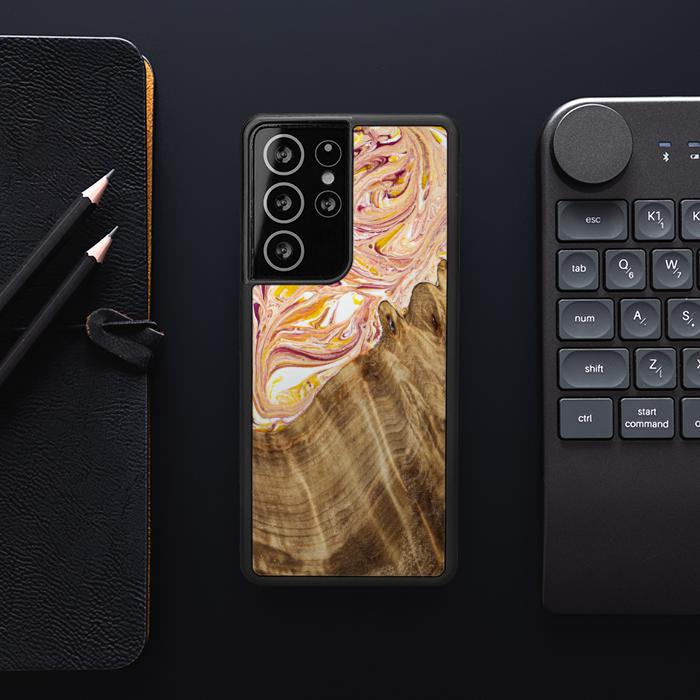 Samsung Galaxy S21 Ultra Handyhülle aus Harz und Holz - SYNERGY#C48