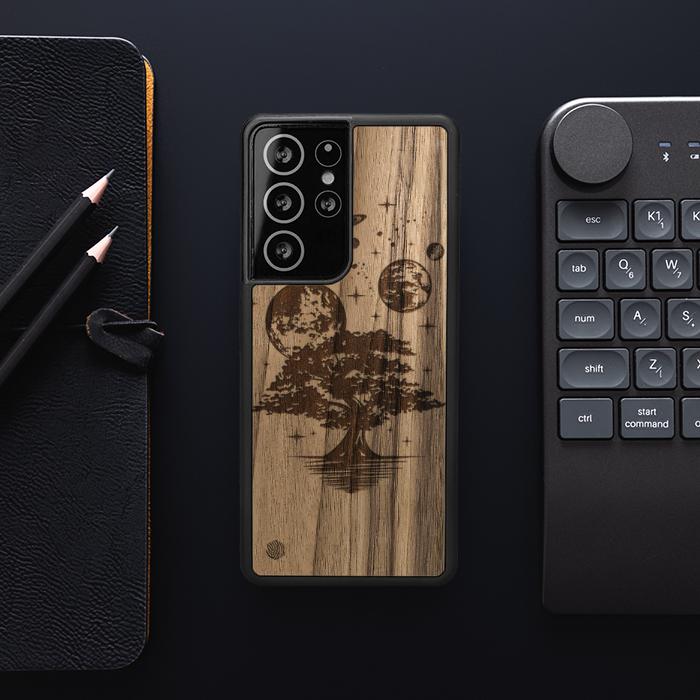 Samsung Galaxy S21 Ultra Handyhülle aus Holz - Galactic Garden