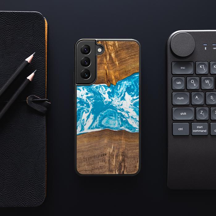 Samsung Galaxy S22 Plus Handyhülle aus Harz und Holz - SYNERGY#A7