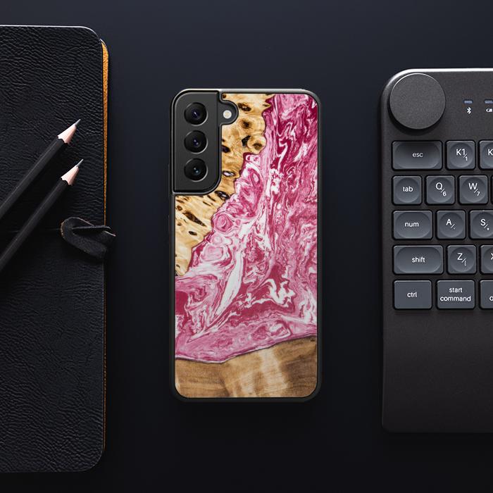 Samsung Galaxy S22 Plus Handyhülle aus Harz und Holz - SYNERGY#A99