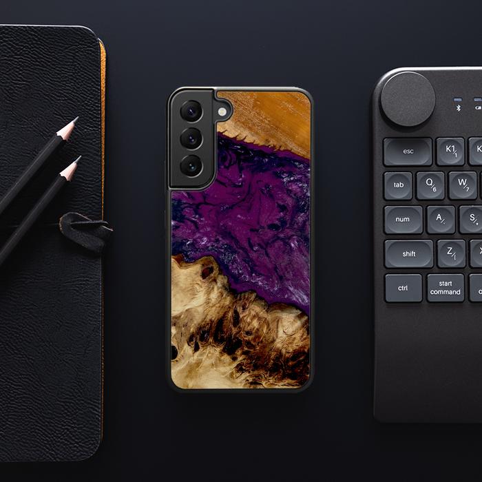 Samsung Galaxy S22 Plus Handyhülle aus Harz und Holz - Synergy#D134
