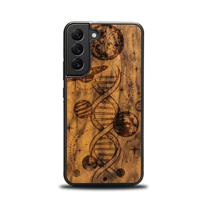 Samsung Galaxy S22 Handyhülle aus Holz - Space DNA (Imbuia)