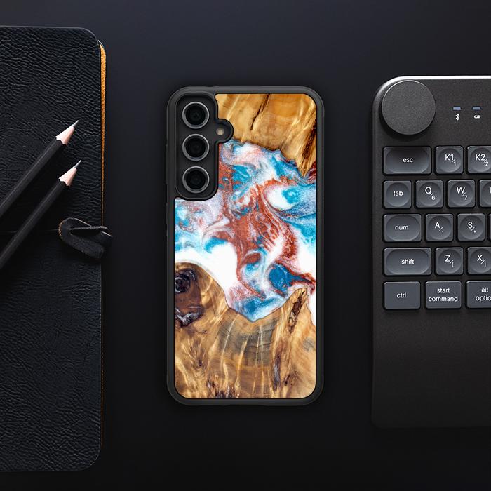 Samsung Galaxy S23 FE Handyhülle aus Harz und Holz - Synergy#D125