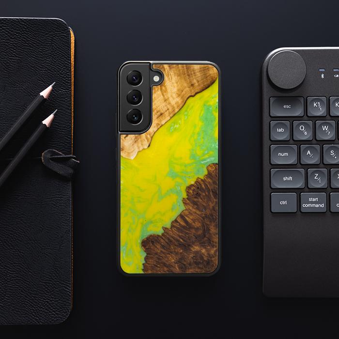 Samsung Galaxy S23 Plus Handyhülle aus Harz und Holz - SYNERGY#A12