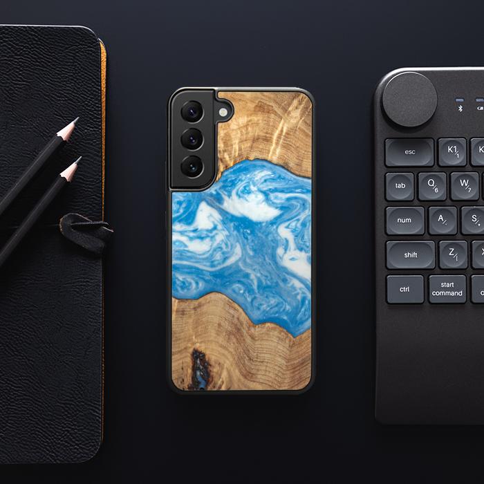 Samsung Galaxy S23 Plus Handyhülle aus Harz und Holz - SYNERGY#B03