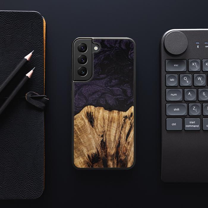 Samsung Galaxy S23 Plus Handyhülle aus Harz und Holz - SYNERGY#C31