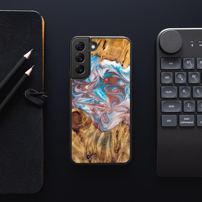 Samsung Galaxy S23 Plus Handyhülle aus Harz und Holz - Synergy#D138
