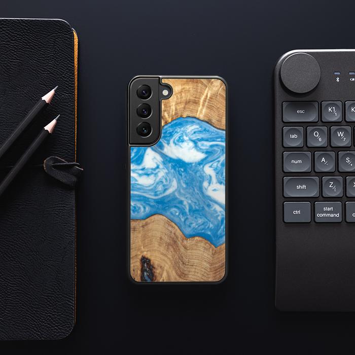 Samsung Galaxy S23 Handyhülle aus Harz und Holz - SYNERGY#B03