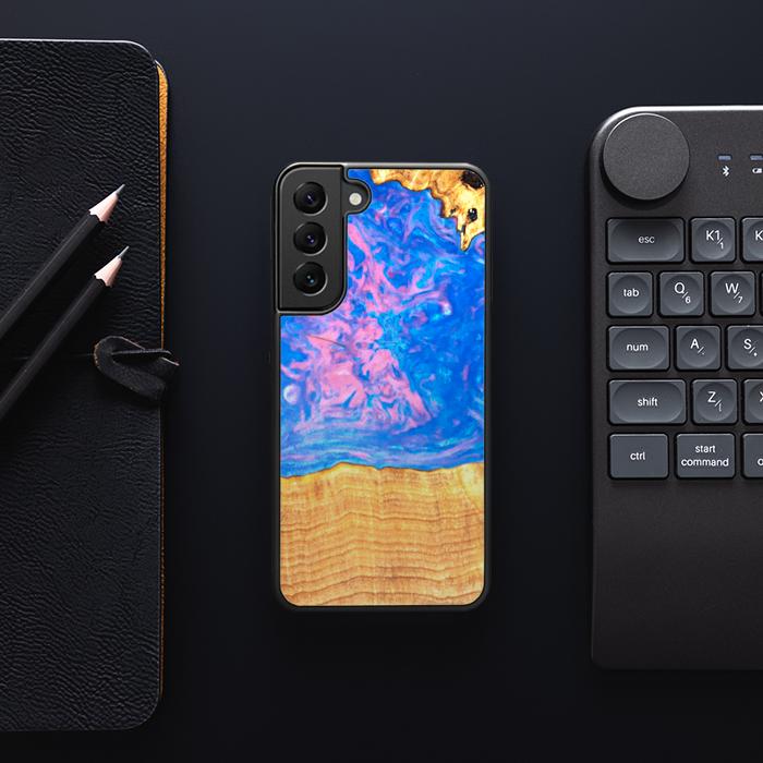 Samsung Galaxy S23 Handyhülle aus Harz und Holz - SYNERGY#B23