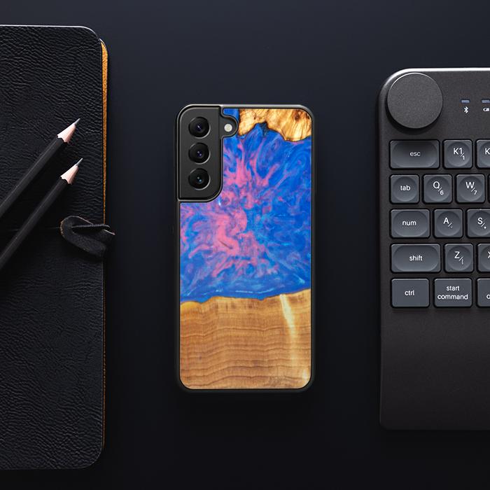 Samsung Galaxy S23 Handyhülle aus Harz und Holz - SYNERGY#B29