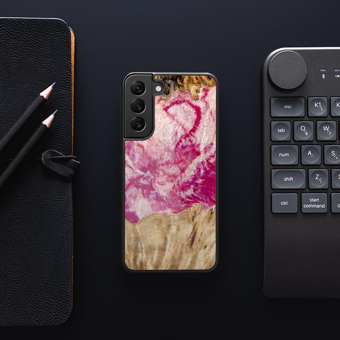 Samsung Galaxy S23 Handyhülle aus Harz und Holz - Synergy#D123