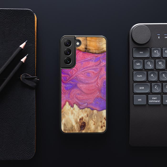Samsung Galaxy S23 Handyhülle aus Harz und Holz - Synergy#D136