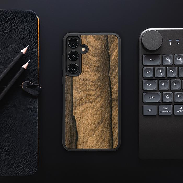 Samsung Galaxy S24 Plus Handyhülle aus Holz - Ziricote
