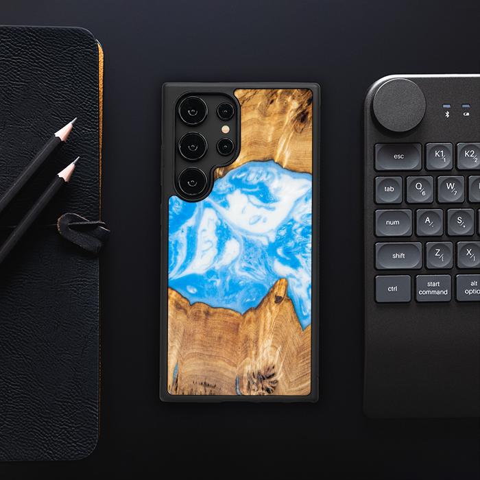 Samsung Galaxy S24 Ultra Handyhülle aus Harz und Holz - Synergy#A34