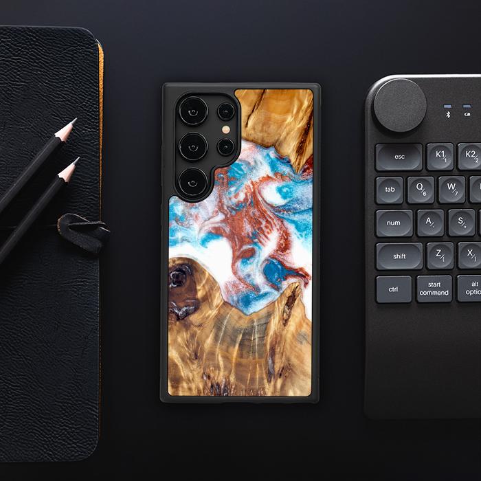 Samsung Galaxy S24 Ultra Handyhülle aus Harz und Holz - Synergy#D125