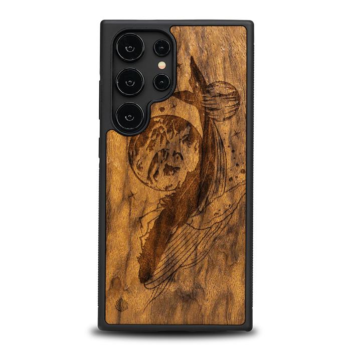 Samsung Galaxy S24 Ultra Handyhülle aus Holz - Cosmic Whale