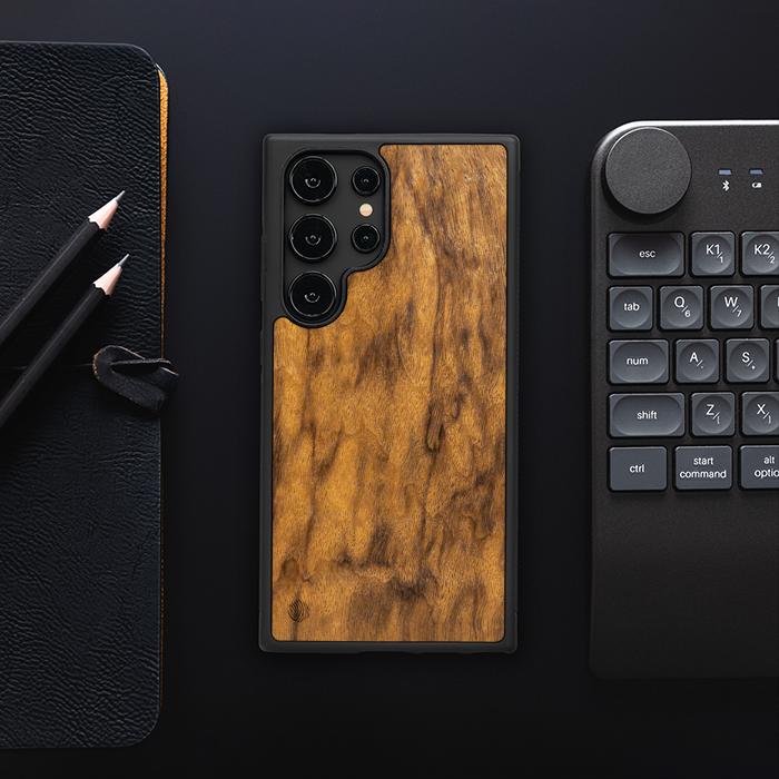 Samsung Galaxy S24 Ultra Handyhülle aus Holz - Imbuia
