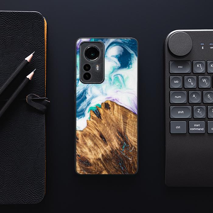 Xiaomi 12 Pro Handyhülle aus Harz und Holz - Synergy#C18